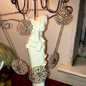 🌈SOLD🌈✨ICING GOLDTONE NECKLACE/EARRINGS SET